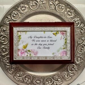 Bradford Exchange Musical Box With Key